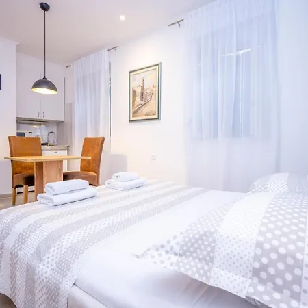 Apartment Bosanska Split